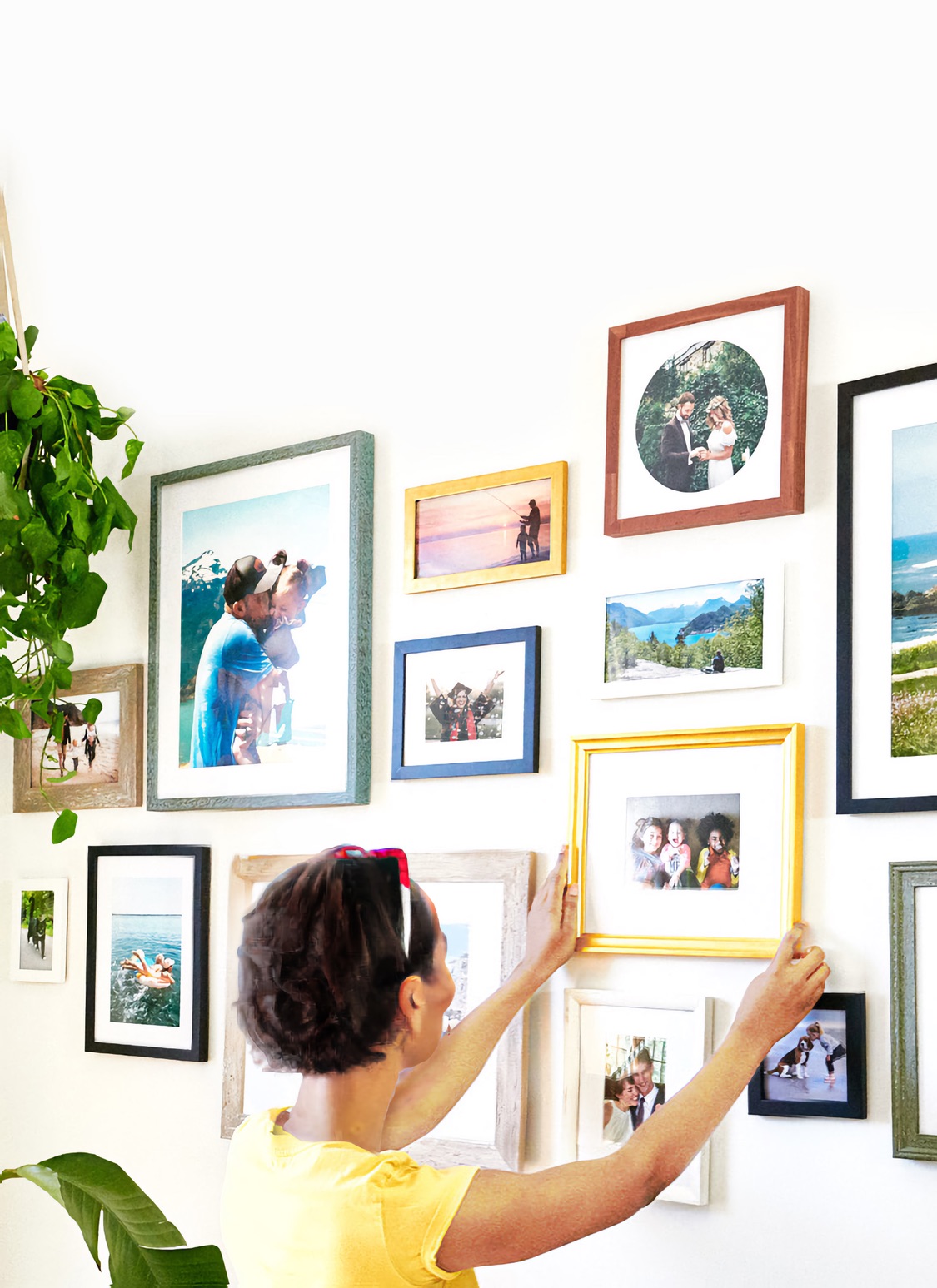 Frame the moments that matter.